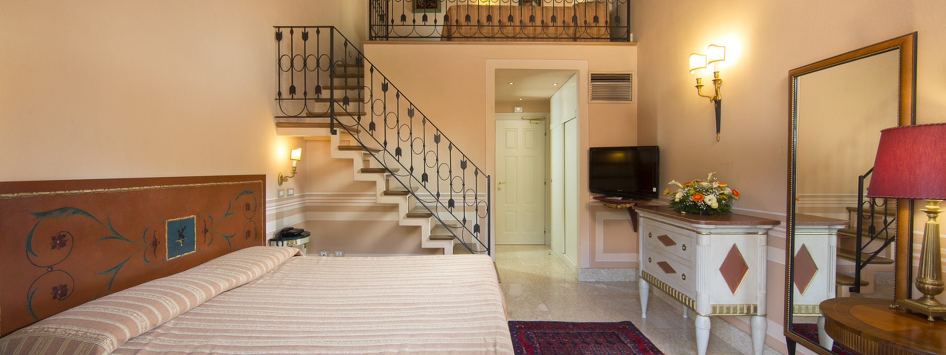 Hotel Siena con Parcheggio Privato – Il Piccolo Castello